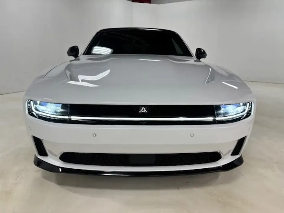 2024 Dodge Charger 8th Gen - Image 2 of 20