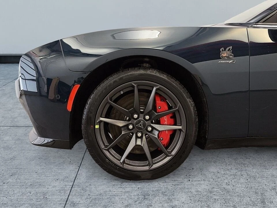 2024 Dodge Charger 8th Gen - Image 4 of 19