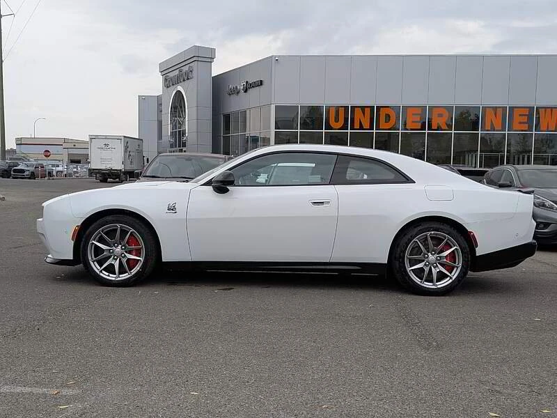 2024 Dodge Charger 8th Gen - Image 7 of 17