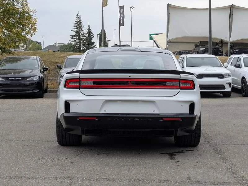 2024 Dodge Charger 8th Gen - Image 5 of 17
