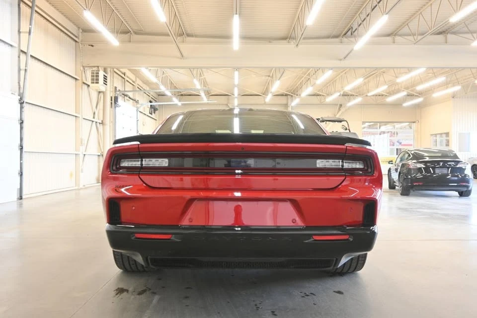 2024 Dodge Charger 8th Gen - Image 6 of 20