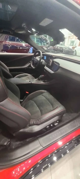 2024 Dodge Charger 8th Gen - Image 5 of 12
