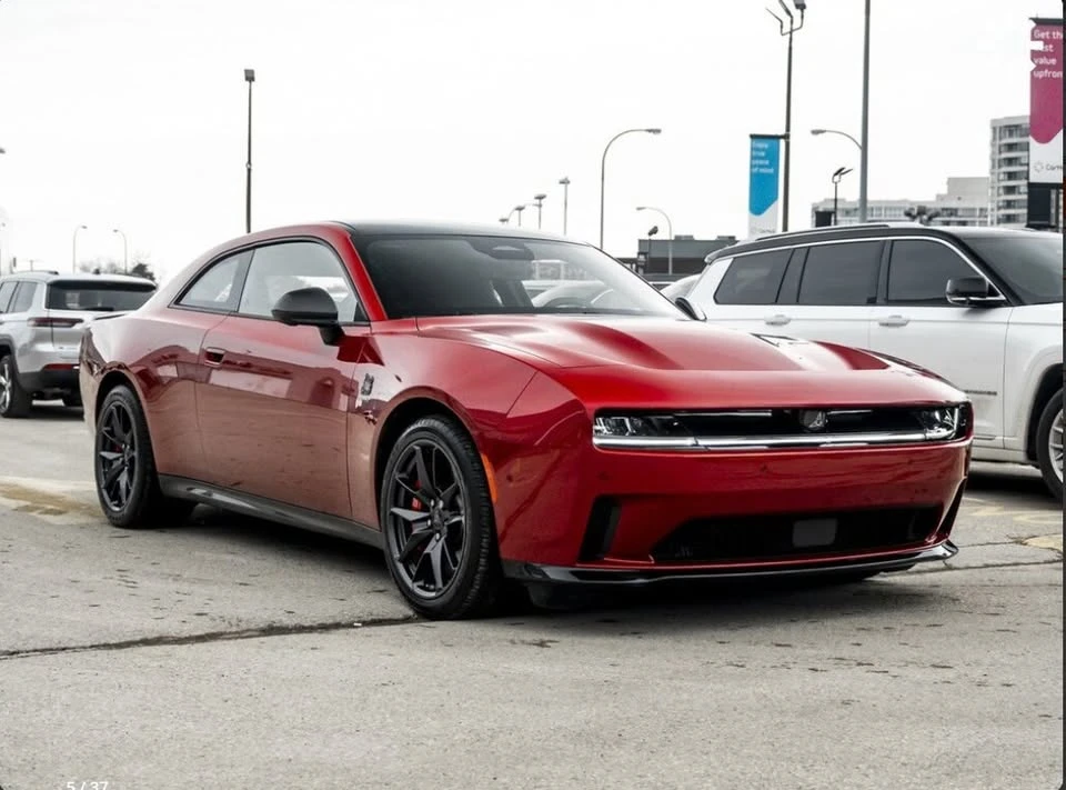 2024 Dodge Charger 8th Gen - Image 2 of 15
