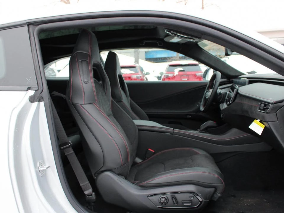 2024 Dodge Charger 8th Gen - Image 16 of 20