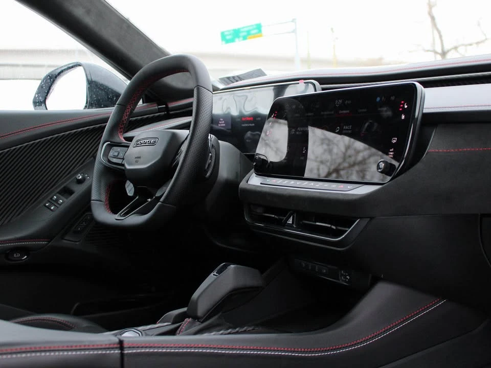2024 Dodge Charger 8th Gen - Image 8 of 20