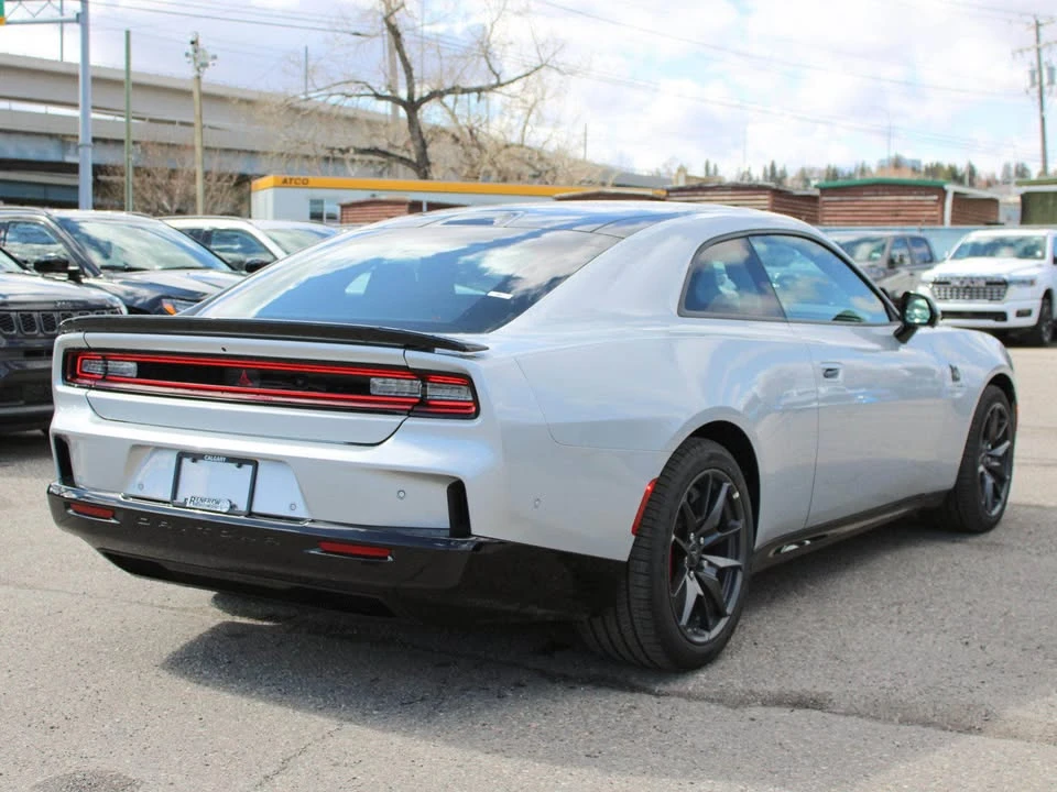 2024 Dodge Charger 8th Gen - Image 6 of 20