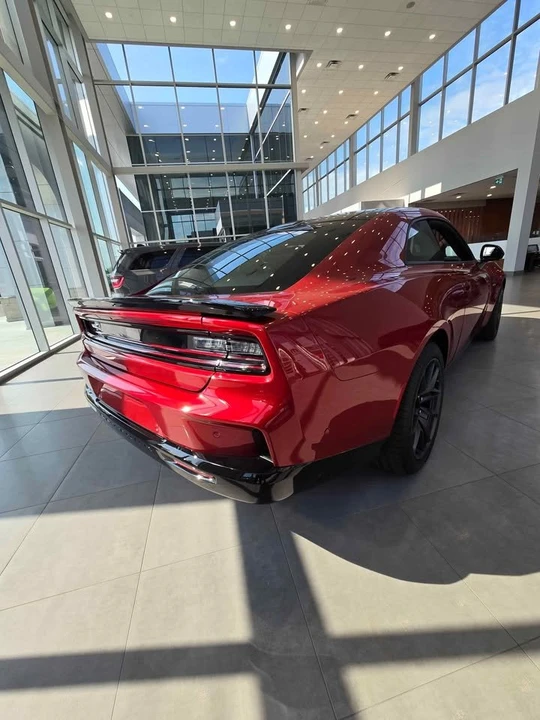 2024 Dodge Charger 8th Gen - Image 5 of 12