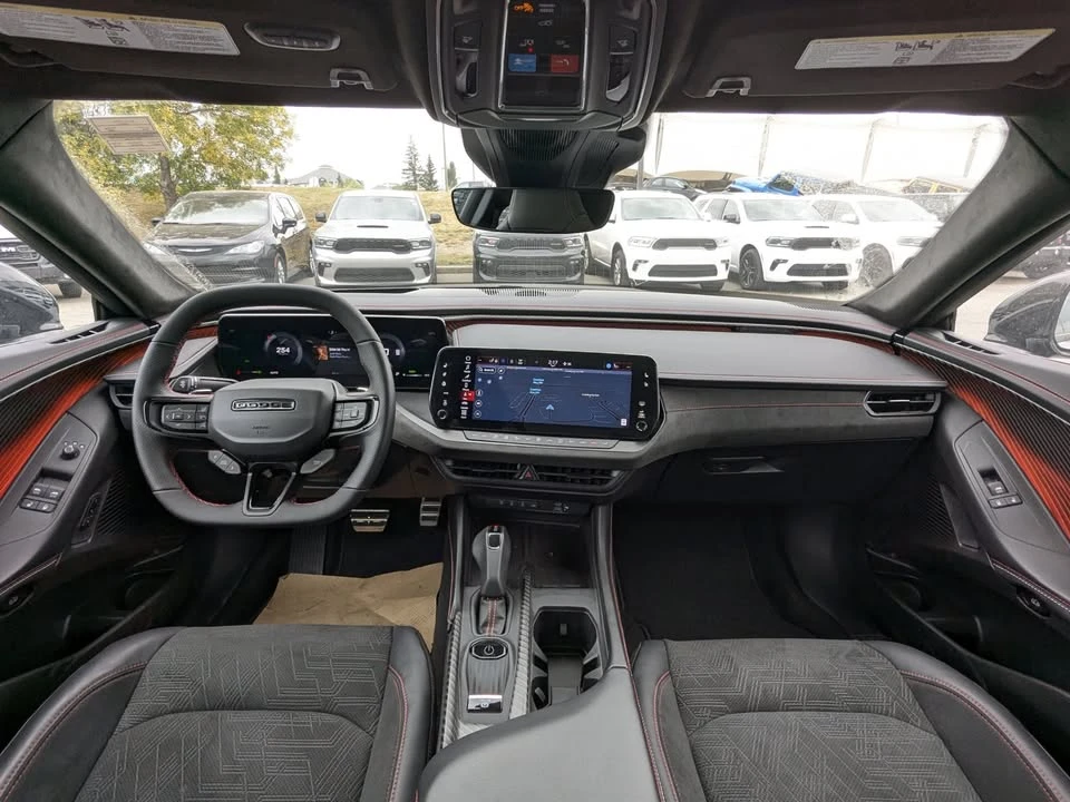 2024 Dodge Charger 8th Gen - Image 7 of 10