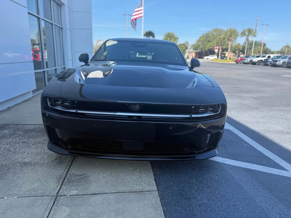 2024 Dodge Charger 8th Gen - Image 4 of 9