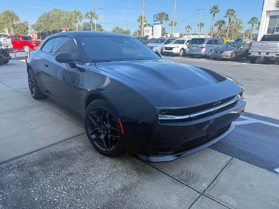 2024 Dodge Charger 8th Gen - Image 3 of 9