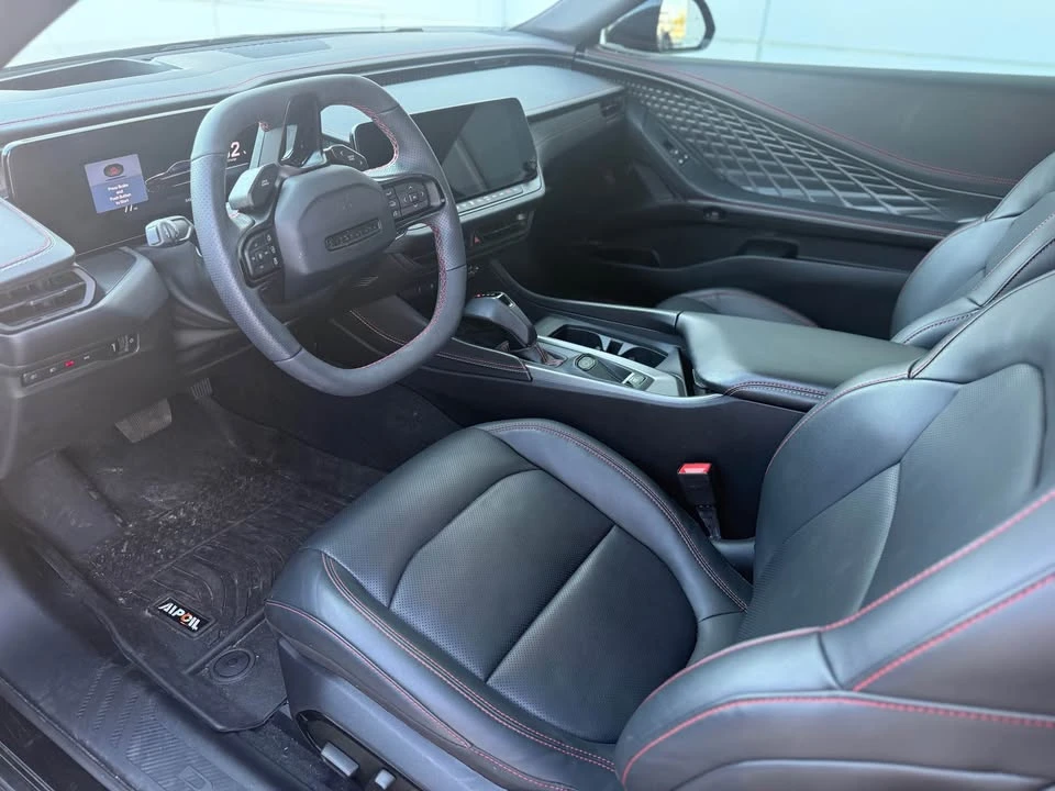 2024 Dodge Charger 8th Gen - Image 6 of 9