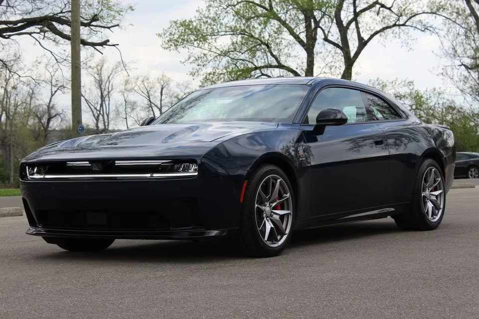 2024 Dodge Charger 8th Gen - Image 2 of 14