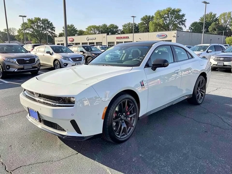 2024 Dodge Charger 8th Gen - Image 3 of 20