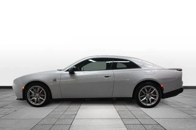 2024 Dodge Charger 8th Gen - Image 2 of 6