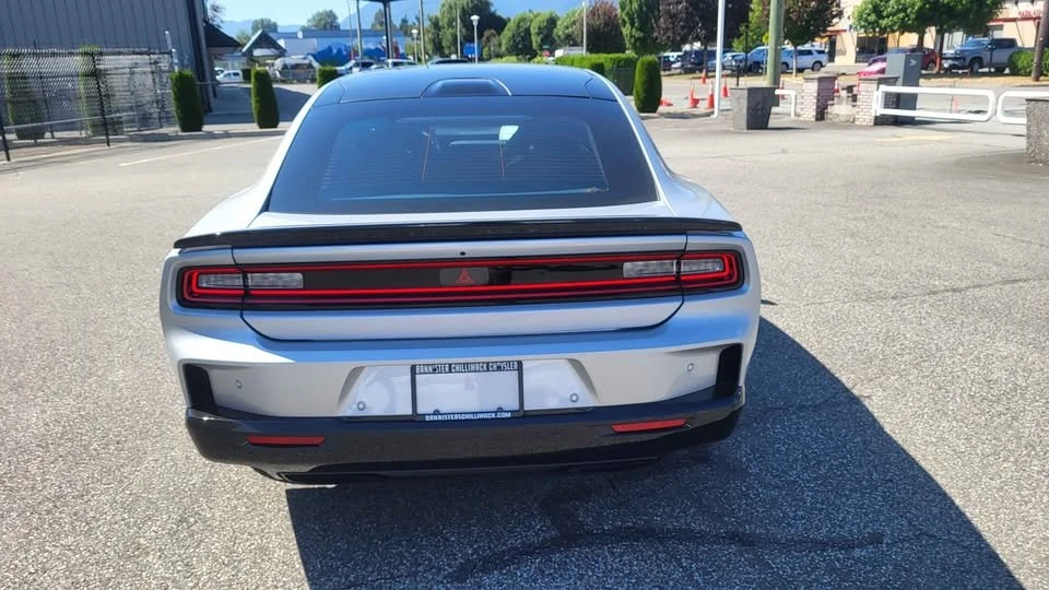 2024 Dodge Charger 8th Gen - Image 4 of 12