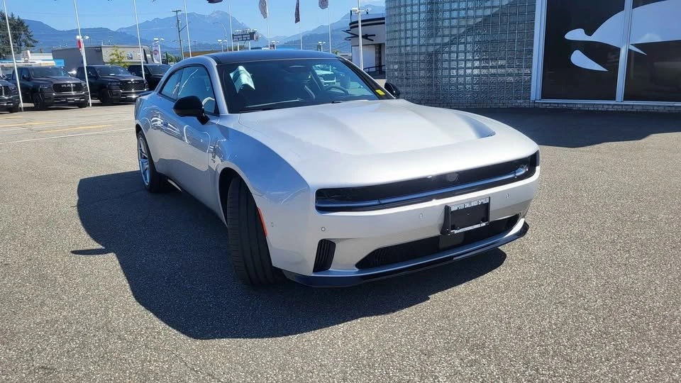 2024 Dodge Charger 8th Gen - Image 2 of 12