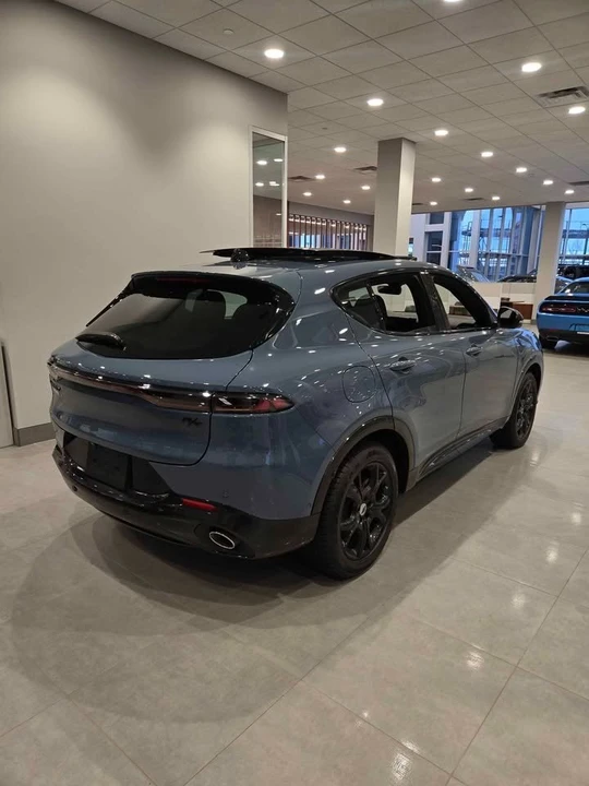 2024 Dodge Hornet - Image 2 of 6