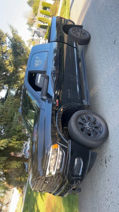 2024 Ram 3500 - Image 5 of 19