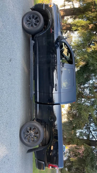 2024 Ram 3500 - Image 6 of 19