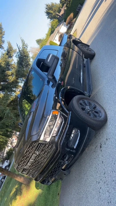 2024 Ram 3500 - Image 2 of 19