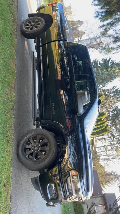 2024 Ram 3500 - Image 4 of 19