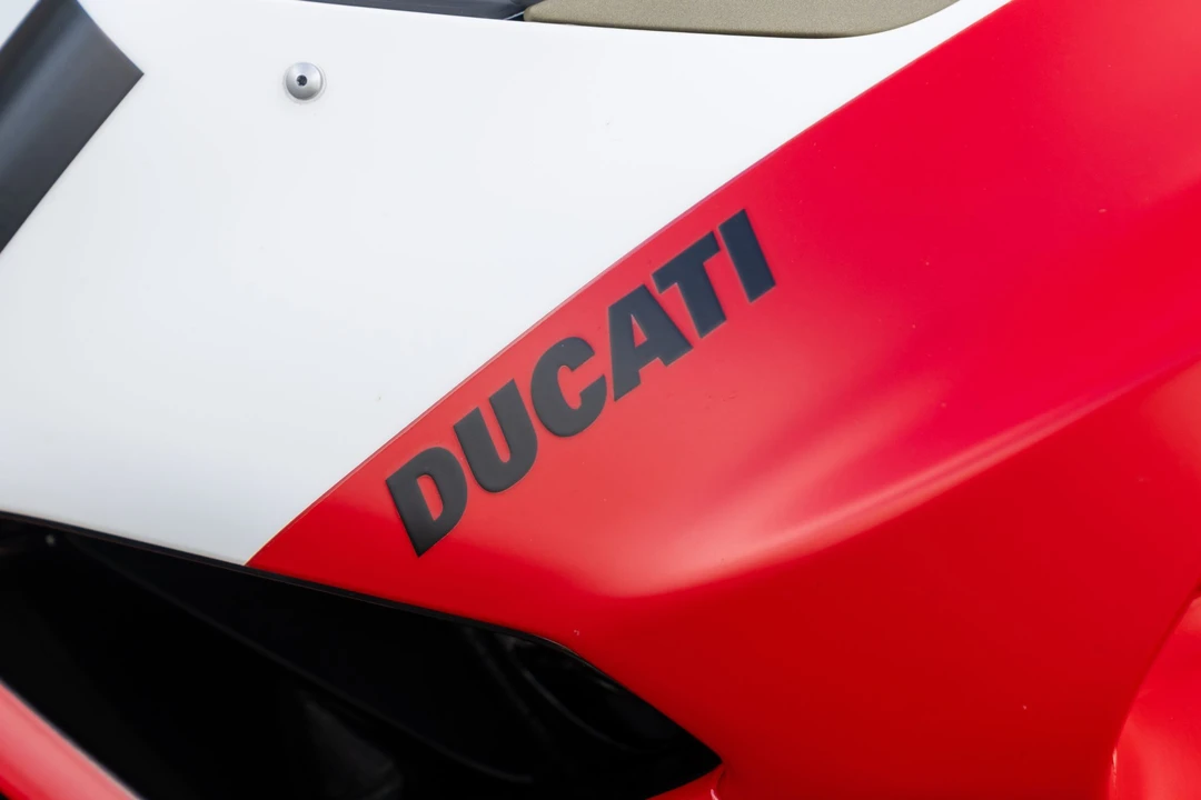2024 Ducati V4 - Image 30 of 31