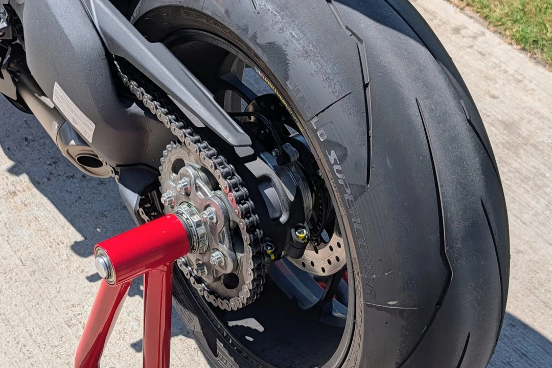2024 Ducati V4 - Image 7 of 7