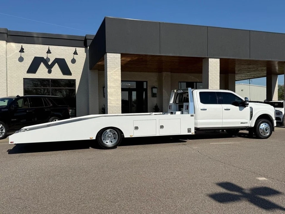 2024 Ford Super Duty 5th Gen - Image 6 of 24