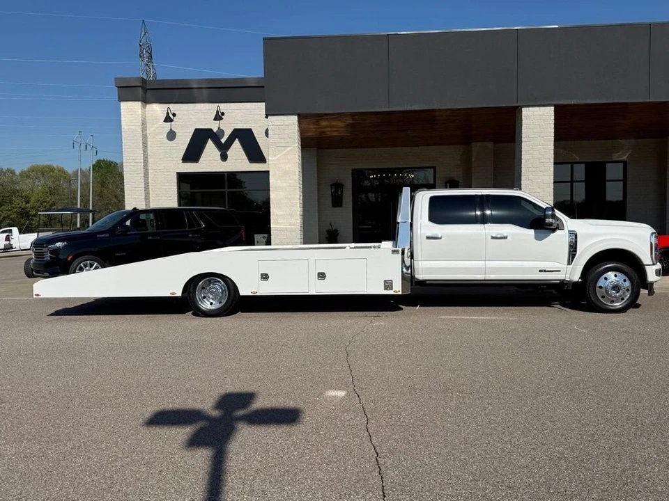 2024 Ford Super Duty 5th Gen - Image 5 of 24