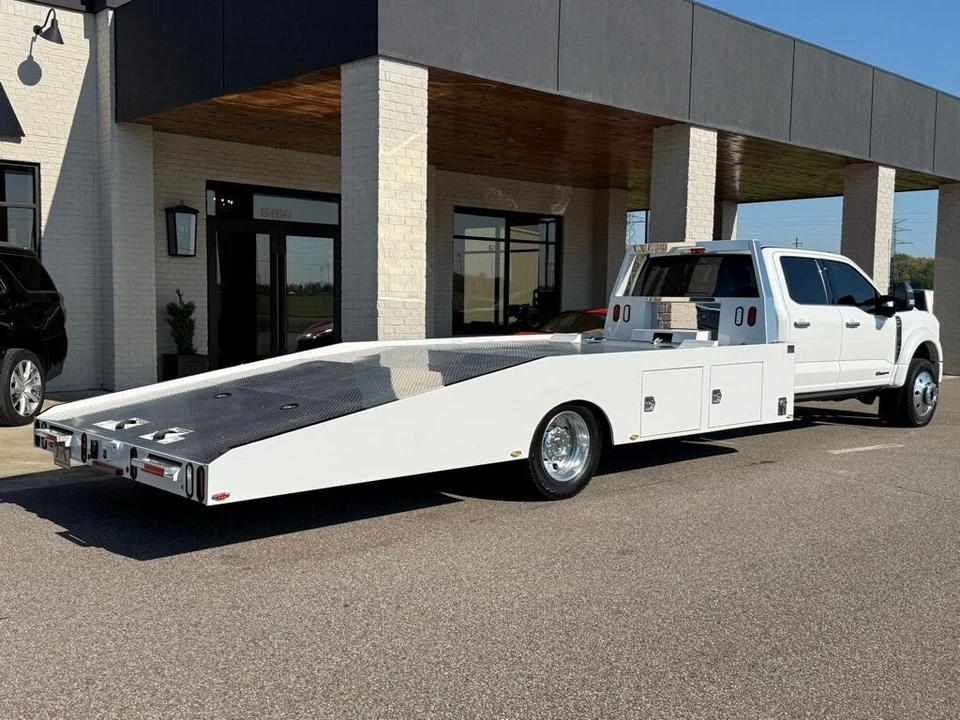 2024 Ford Super Duty 5th Gen - Image 7 of 24