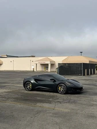 2024 Lotus Emira - Image 10 of 10