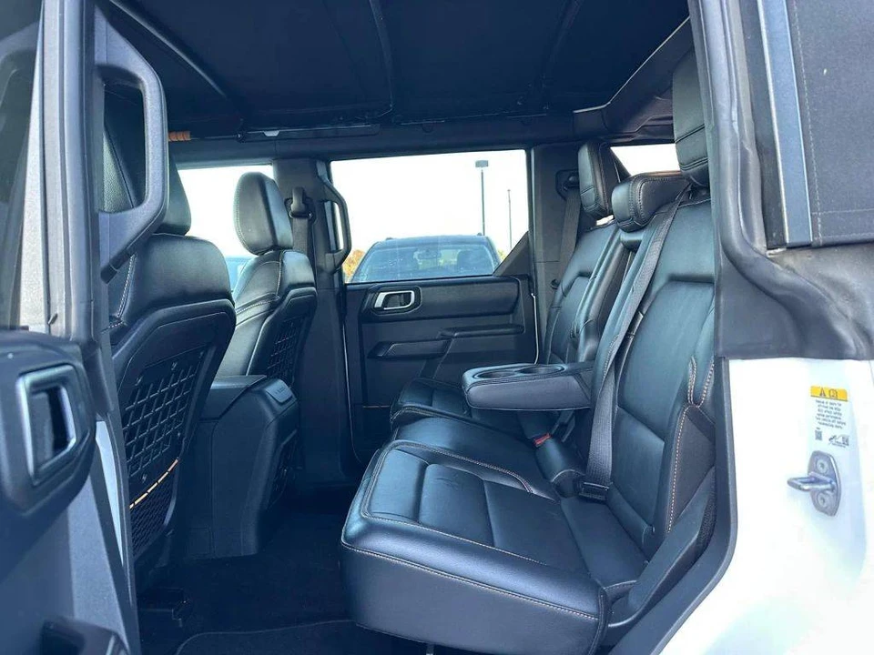 2024 Ford Bronco 6th Gen - Image 9 of 13