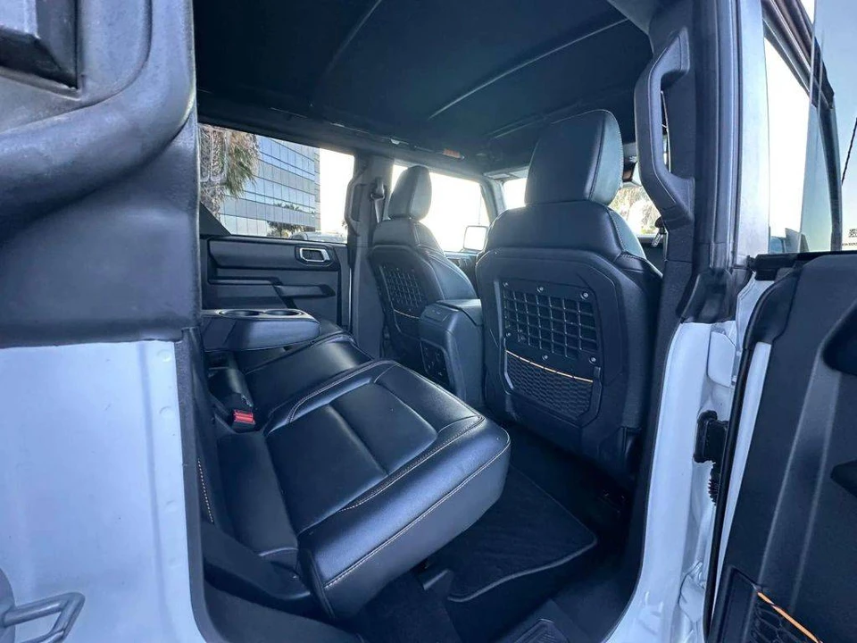 2024 Ford Bronco 6th Gen - Image 8 of 13