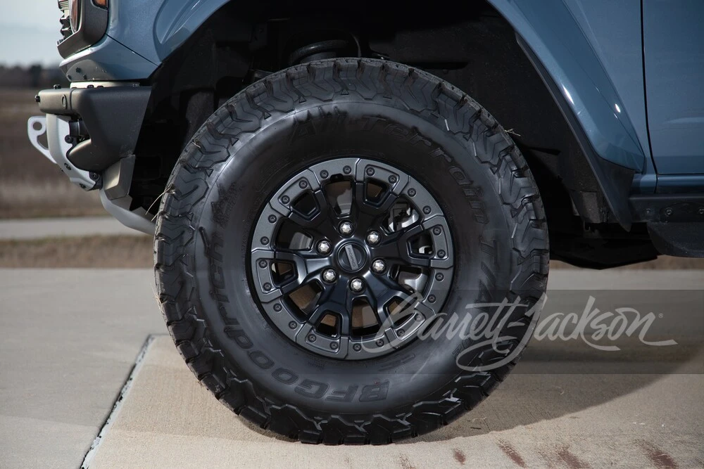 2024 Ford Bronco Raptor 6th Gen - Image 25 of 31