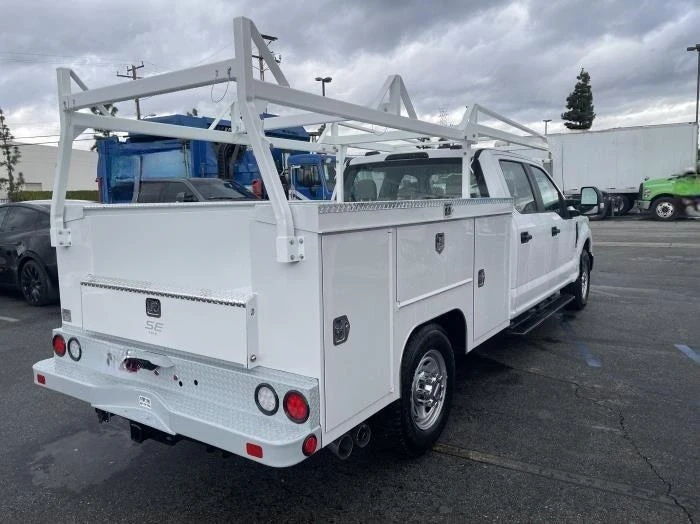 2024 Ford Super Duty 5th Gen - Image 10 of 12
