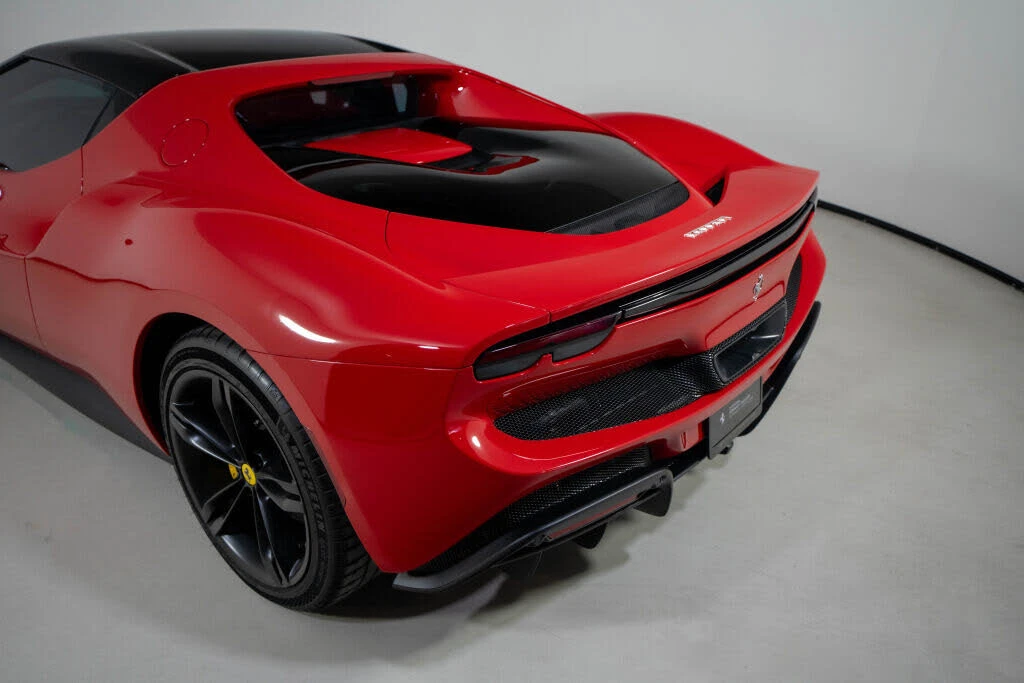 2024 Ferrari 296 GTB - Image 16 of 31