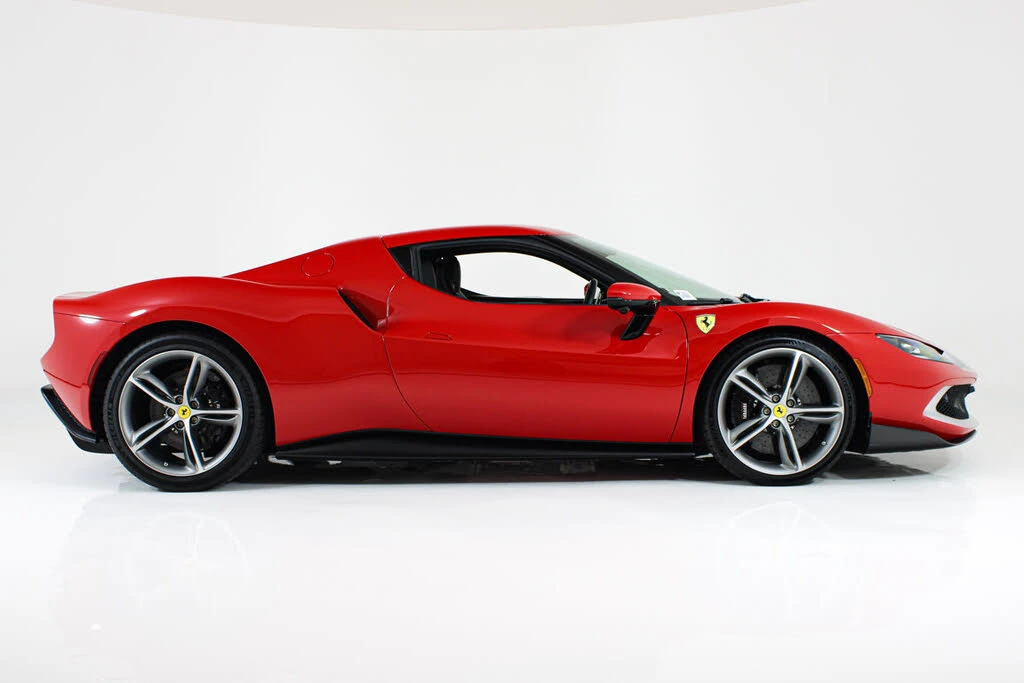 2024 Ferrari 296 GTB - Image 9 of 31
