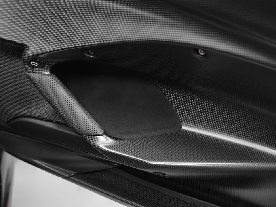 2024 Ferrari 296 GTB - Image 30 of 31