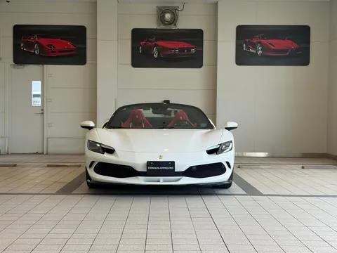 2024 Ferrari 296 GTS