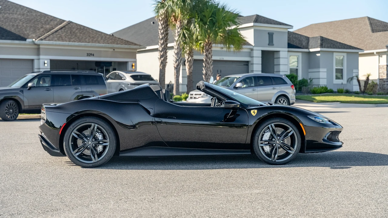 2024 Ferrari 296 GTS - Image 4 of 31
