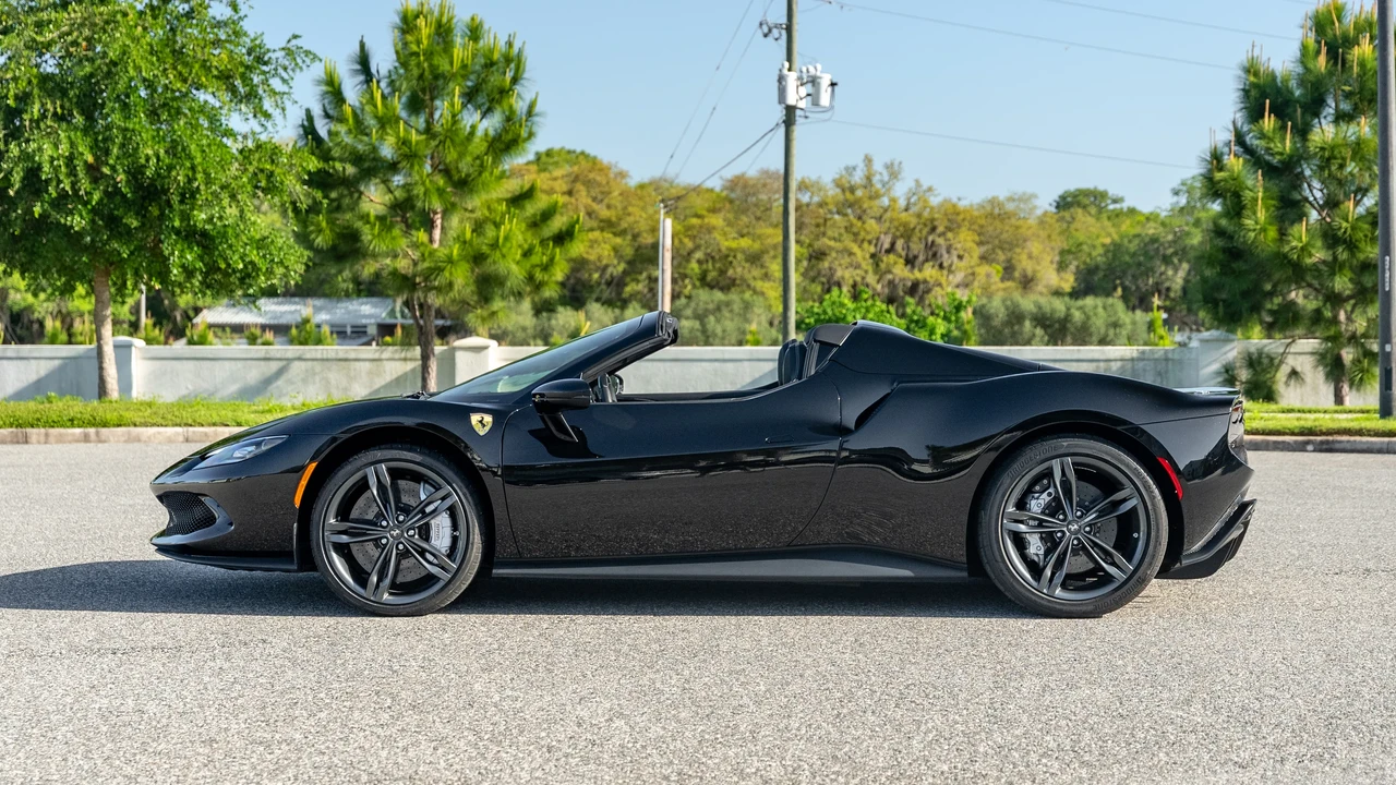 2024 Ferrari 296 GTS - Image 7 of 31