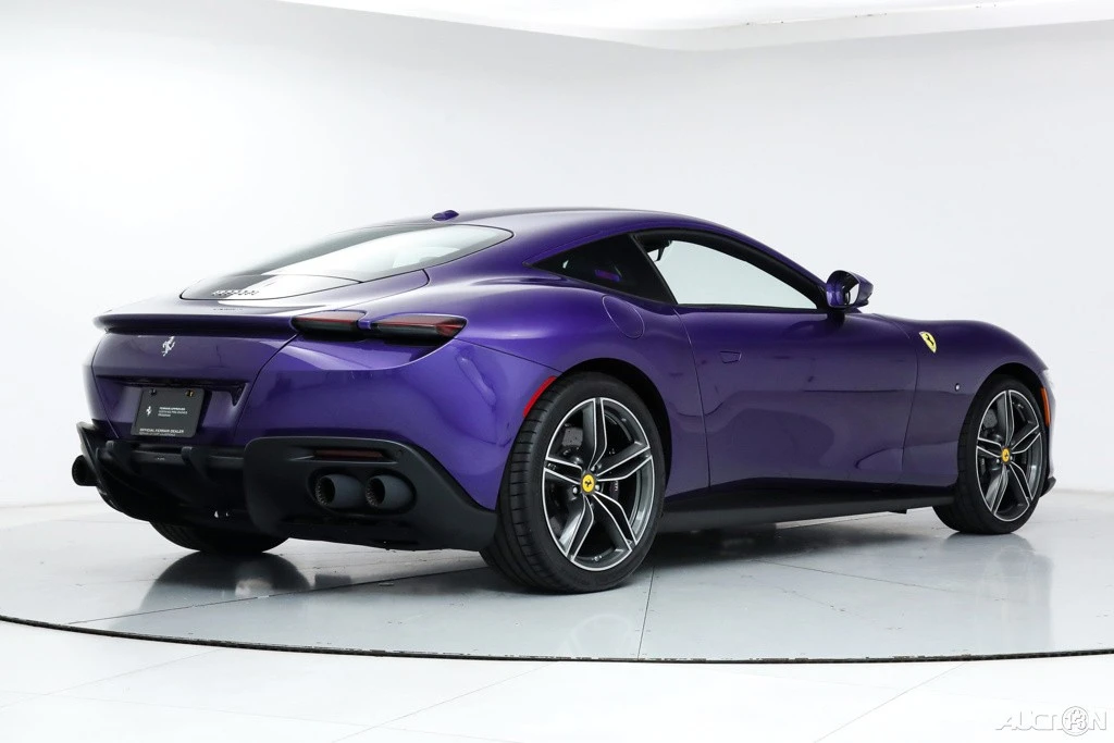 2024 Ferrari 12Cilindri - Image 3 of 21