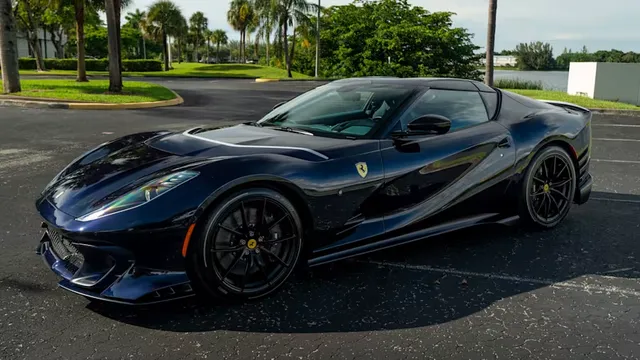 2024 Ferrari 812 Competizione Aperta