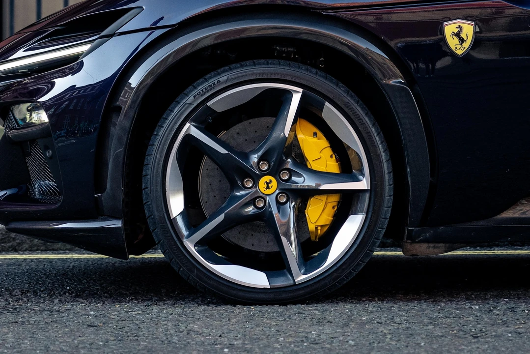 2024 Ferrari Purosangue - Image 14 of 31