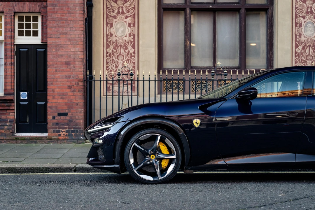 2024 Ferrari Purosangue - Image 15 of 31