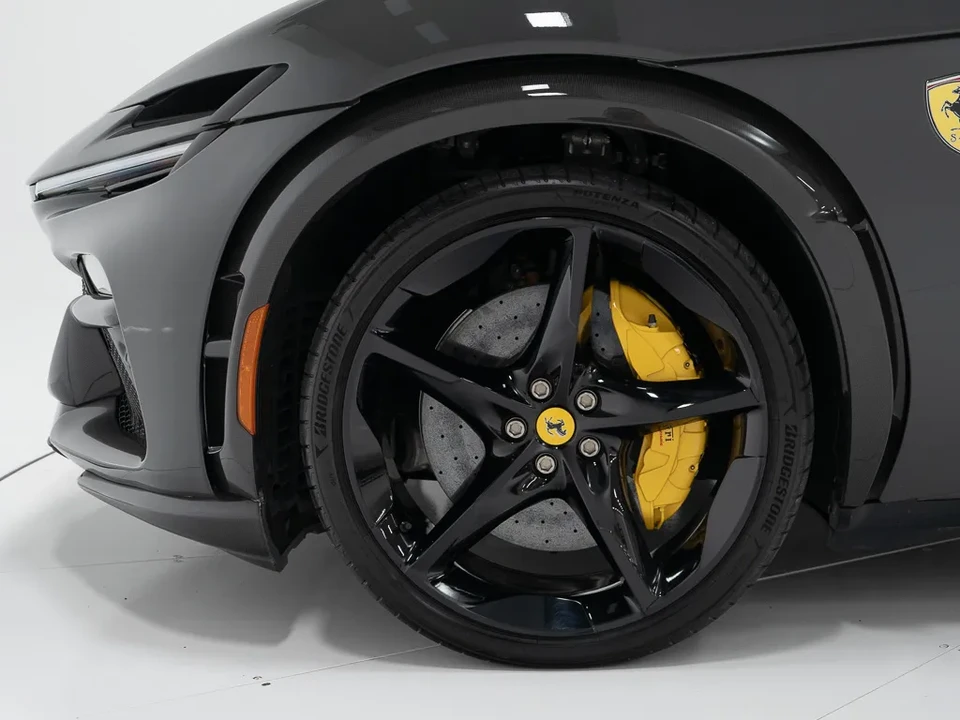 2024 Ferrari Purosangue - Image 27 of 31