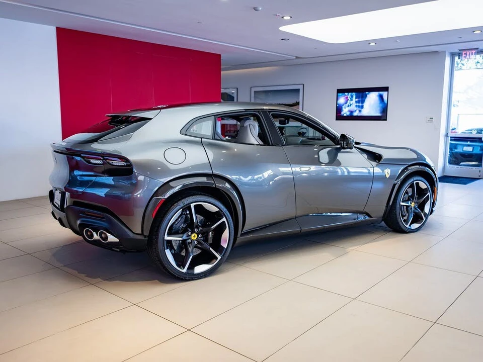 2024 Ferrari Purosangue - Image 6 of 31