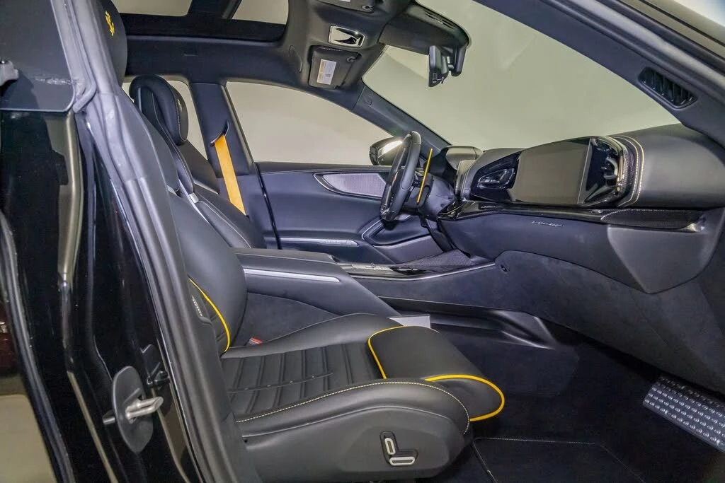 2024 Ferrari Purosangue - Image 29 of 31
