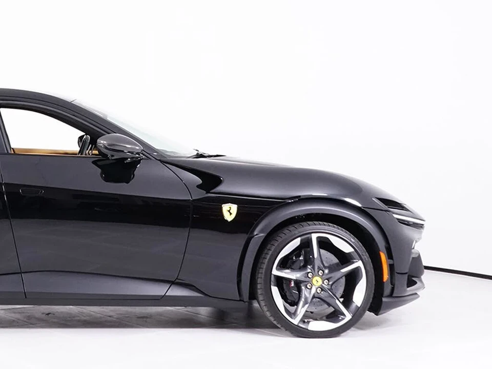 2024 Ferrari Purosangue - Image 15 of 31