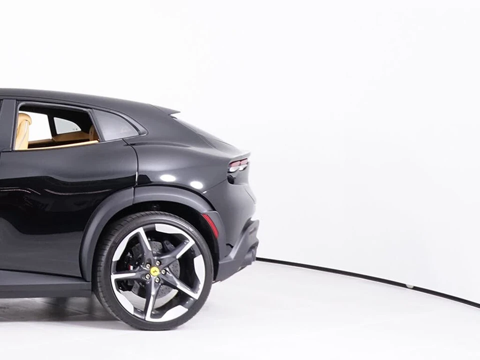 2024 Ferrari Purosangue - Image 13 of 31